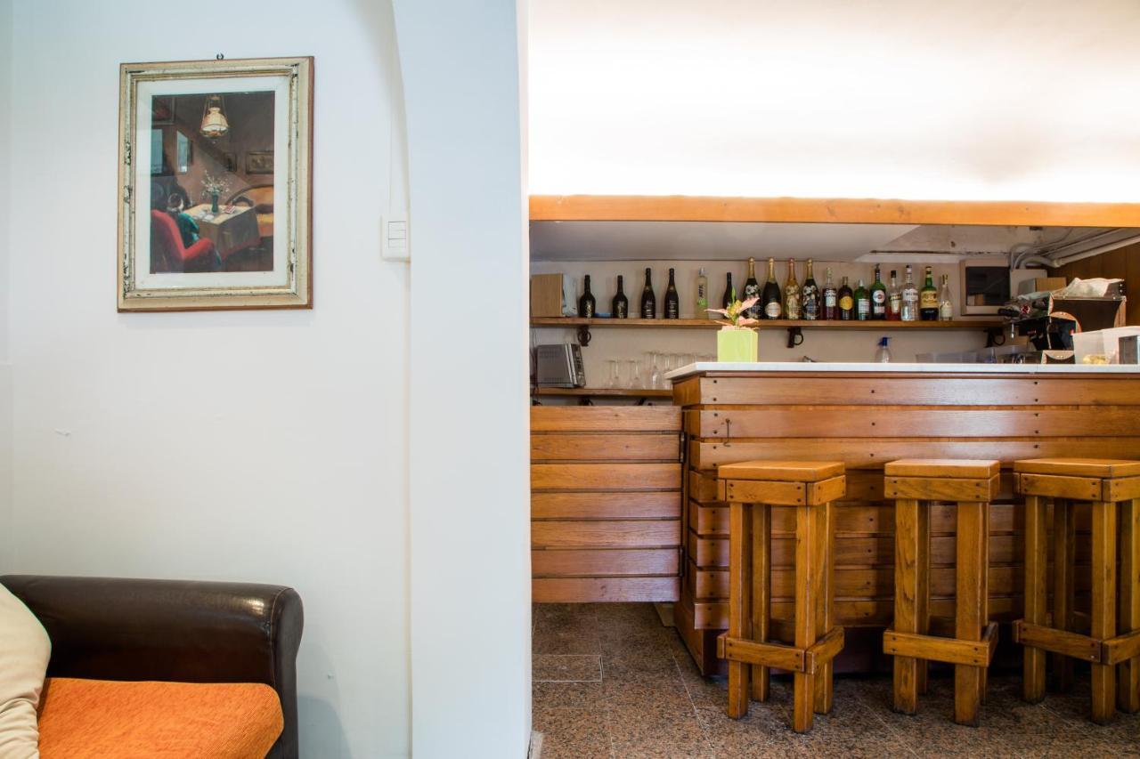 Hotel La Tavernetta Dei Ronchi Marina di Massa Exterior foto